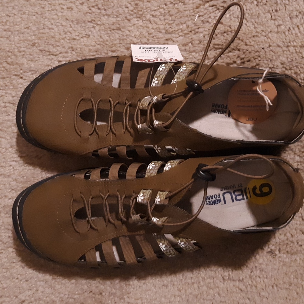 JBU by Jambu Memory Foam Delphine Walking Shoe
